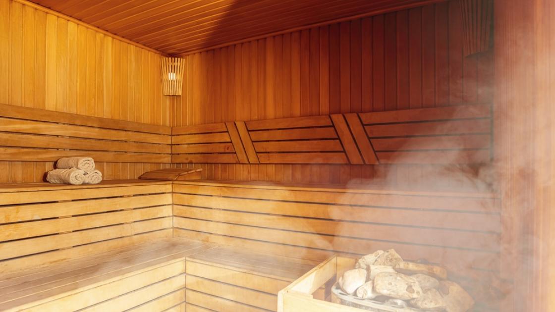 7 Manfaat Mengejutkan dari Sauna: Bukan Cuma Bikin Rileks!