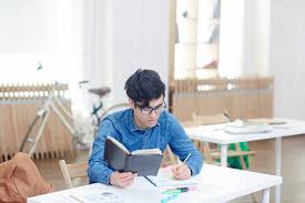 Tips Manajemen Keuangan Mahasiswa agar Hidup Lebih Tenang