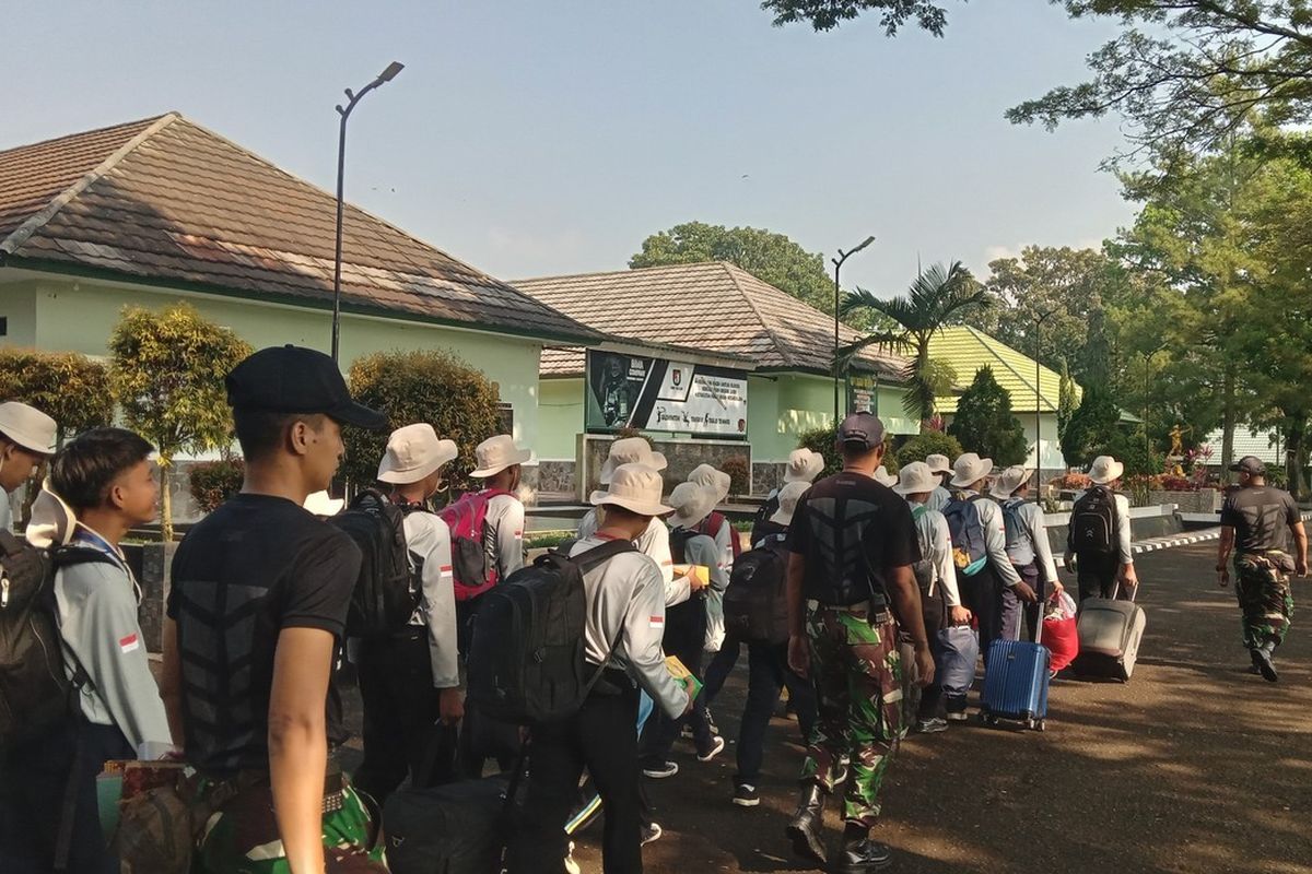 Perubahan Anak Usai Pendidikan di Barak TNI, Ortu Terkesan